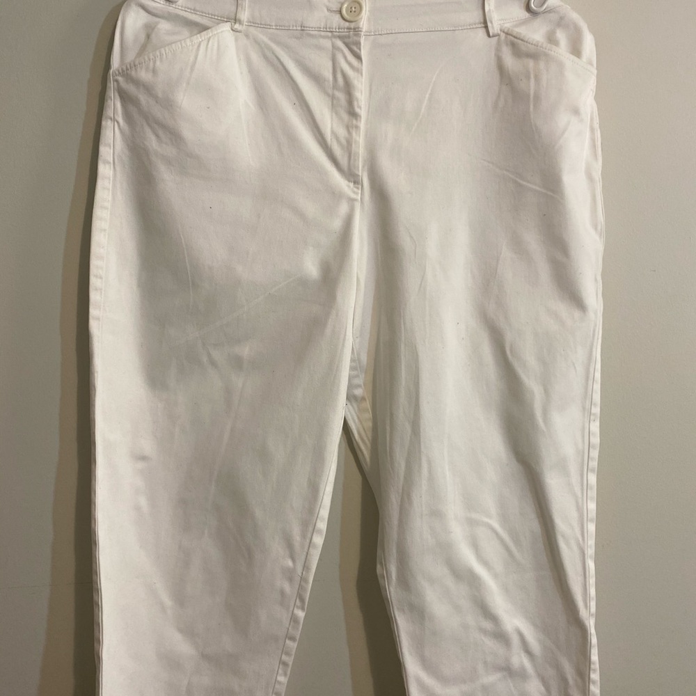 Counterparts White capris pants